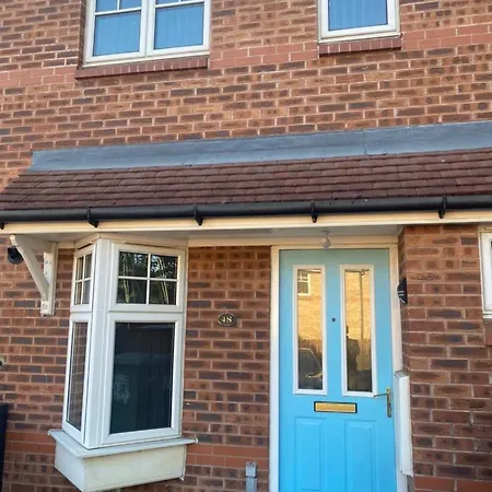 Self Check-in, Wifi, Parking, 7mins To City, Garden * Leeds (West Yorkshire)