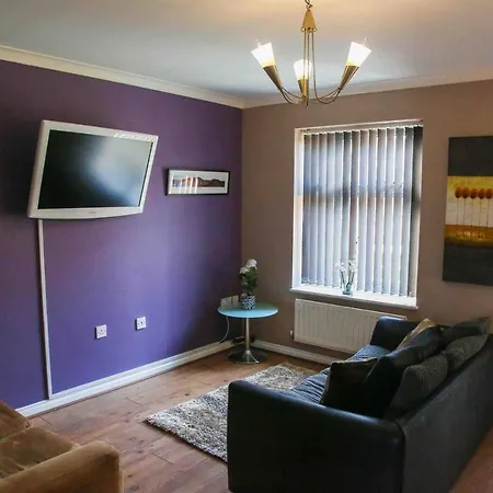 Self Check-in, Wifi, Parking, 7mins To City, Garden